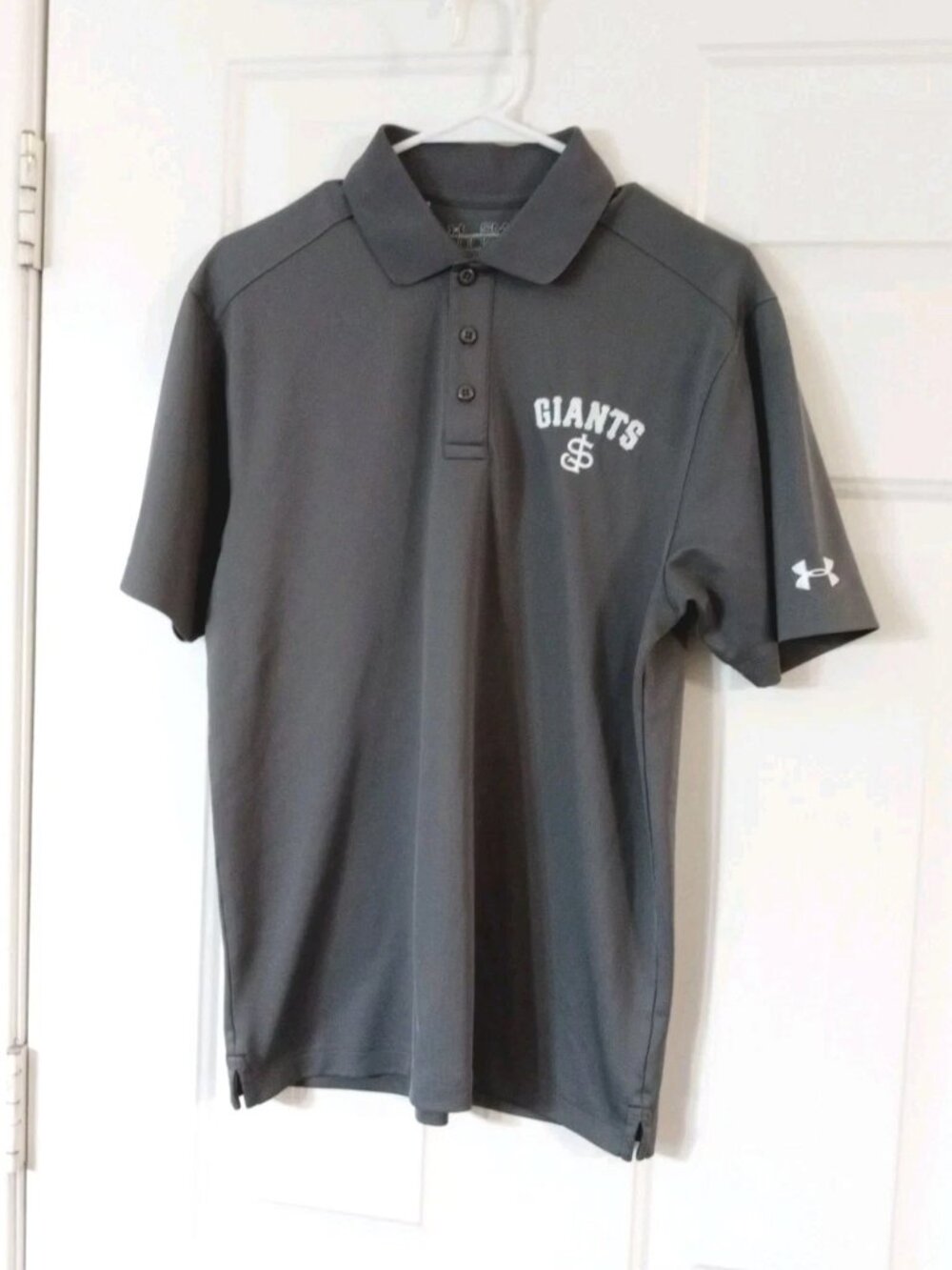San Francisco Giants Under Armour Heat Gear Loose Men's Small Gray Polo Shirt